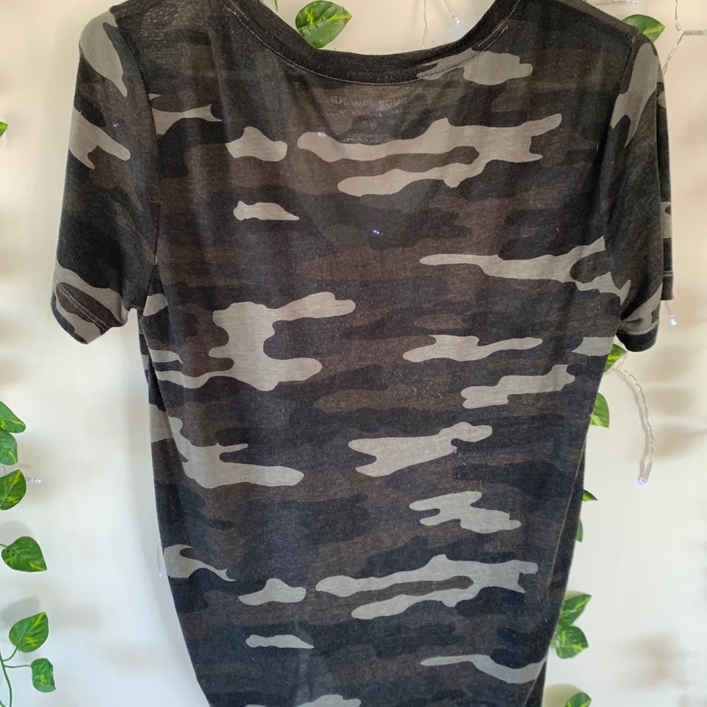 Shirt - Picture 2 of 2
